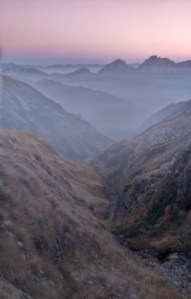 zachód słońca nad rifugio Tagliaferri, Alpy Bergamskie
