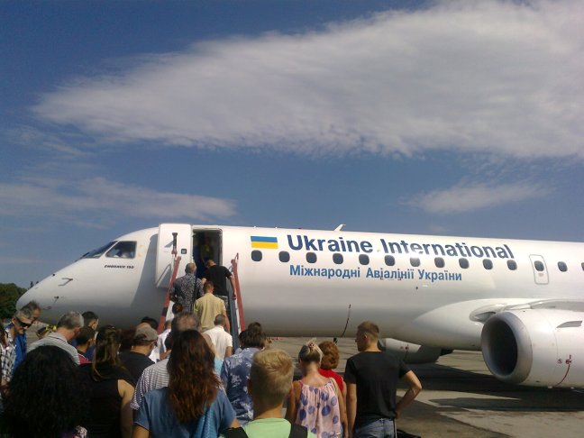 samolot ukraińskich linii lotniczych