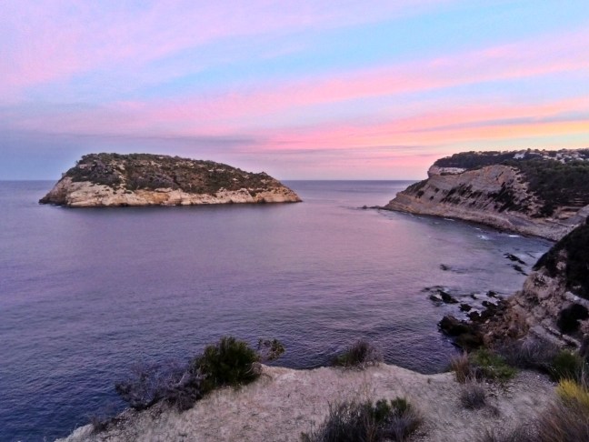 zachód słońca nad klifem na Cap Prim