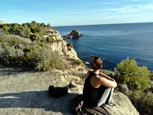 wschód słońca nad klifem na Cap Prim