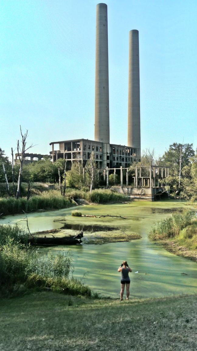 niedokończone elektrociepłownie pod Eisenhuttenstadt