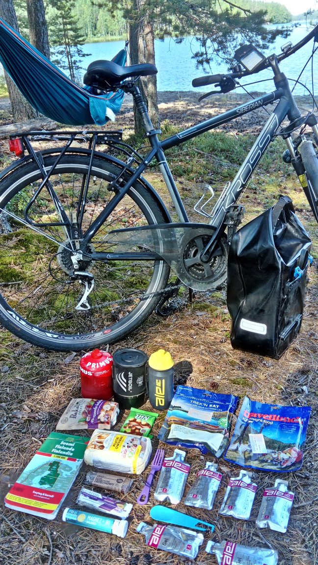 zestaw jedzeniowy: przekąski od ALE - Active Life Energy, sakwa Crosso