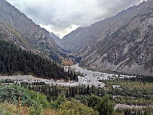 Dolina rzeki Ala Archa