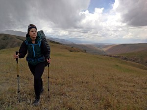stepowy krajobraz w górach Song kol