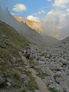 porter w drodze do bazy Racek