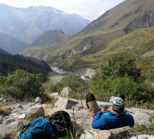 odpoczynek przed wodospadem Ak Sai