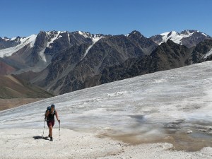 na połaci śniegu przed przełęczą Turistov