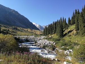 góry Tien Szan, blisko Ałmat