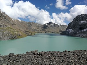 tafla jeziora Ala kol