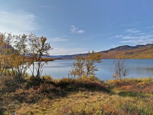 jezioro przed Abiskojaure