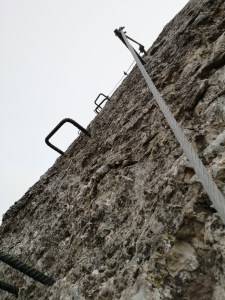 tu trzeba mieć mocne nerwy na wysokości 2600 m npm