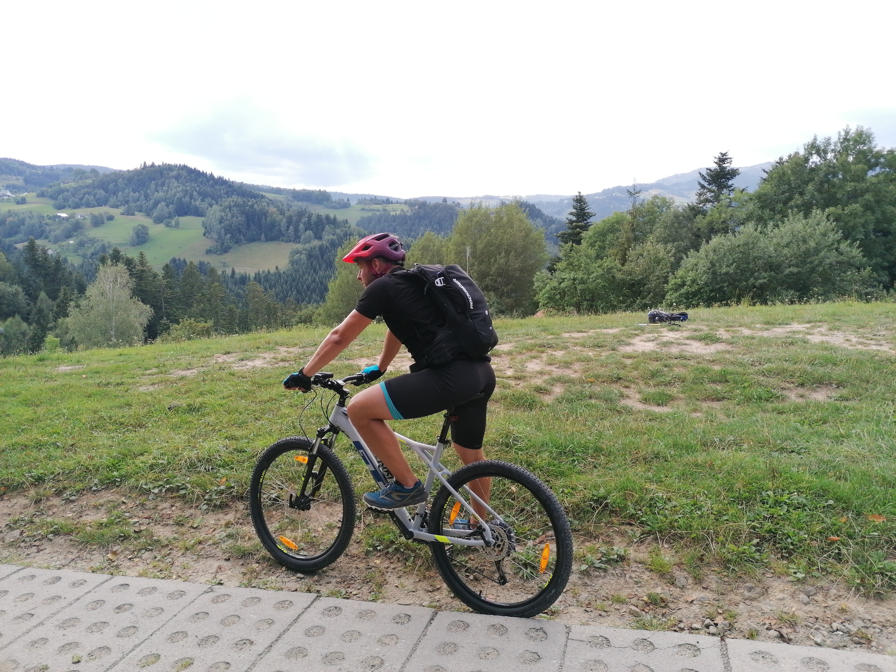 Cezarkos kontra góry