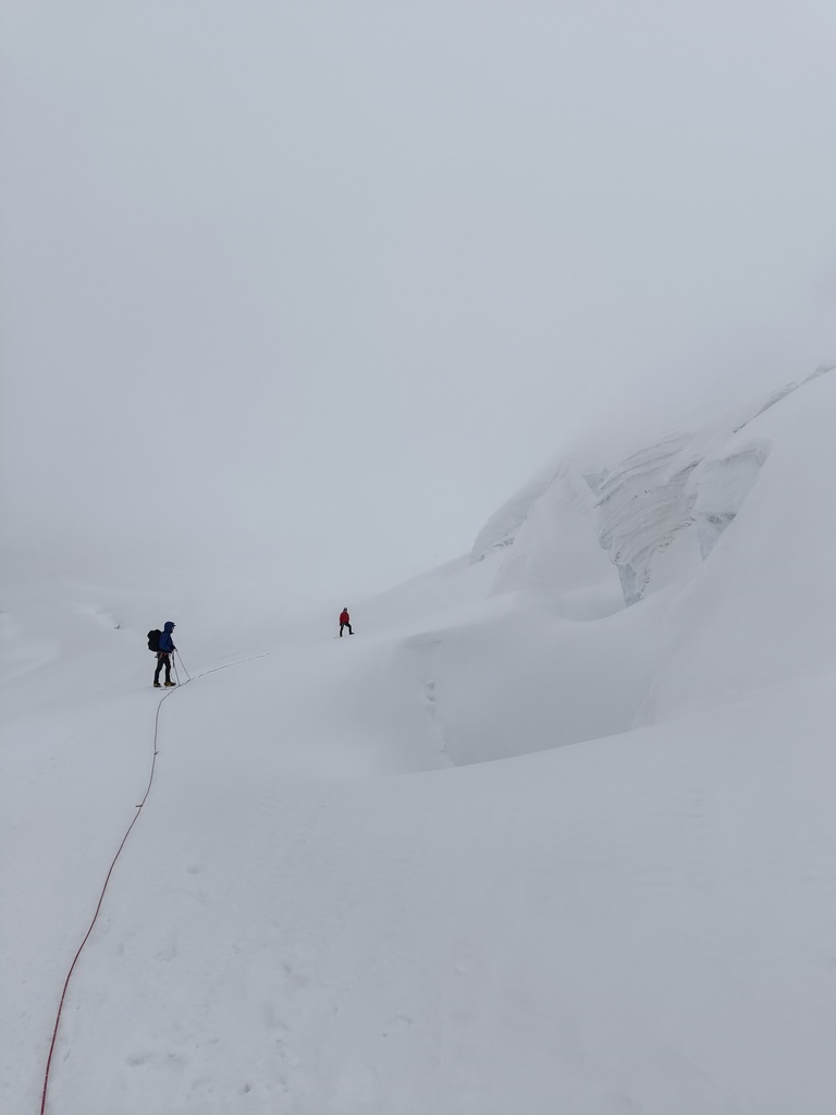 na lodowcu, bez widoczności