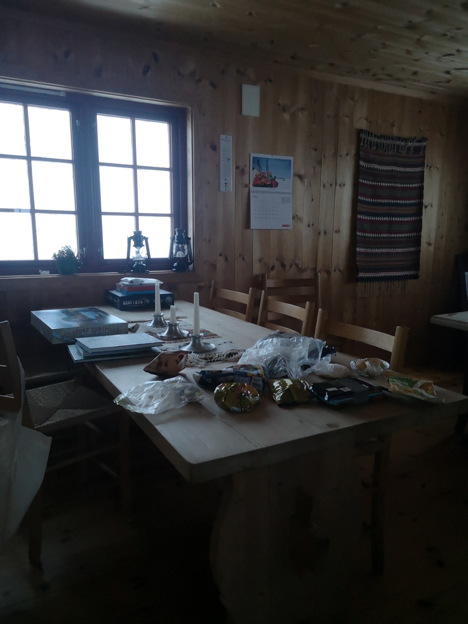 wnętrze schroniska samoobsługowego